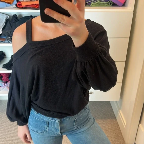 FREE PEOPLE Adorable Cutout Top - Picture 1 of 4